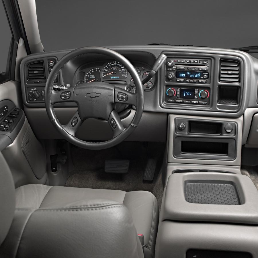  Chevrolet Tahoe 2000 года  (фото 27 из 57)